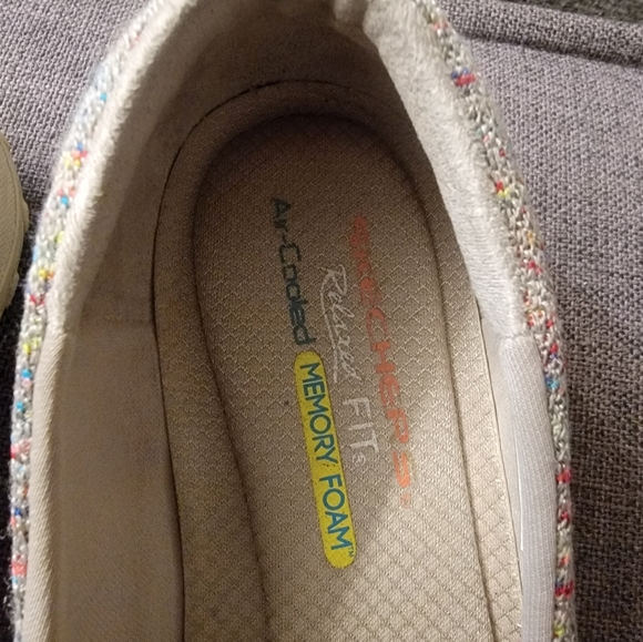 Sketchers - Picture 4 of 4